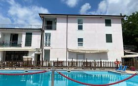 Appartamento Con Piscina